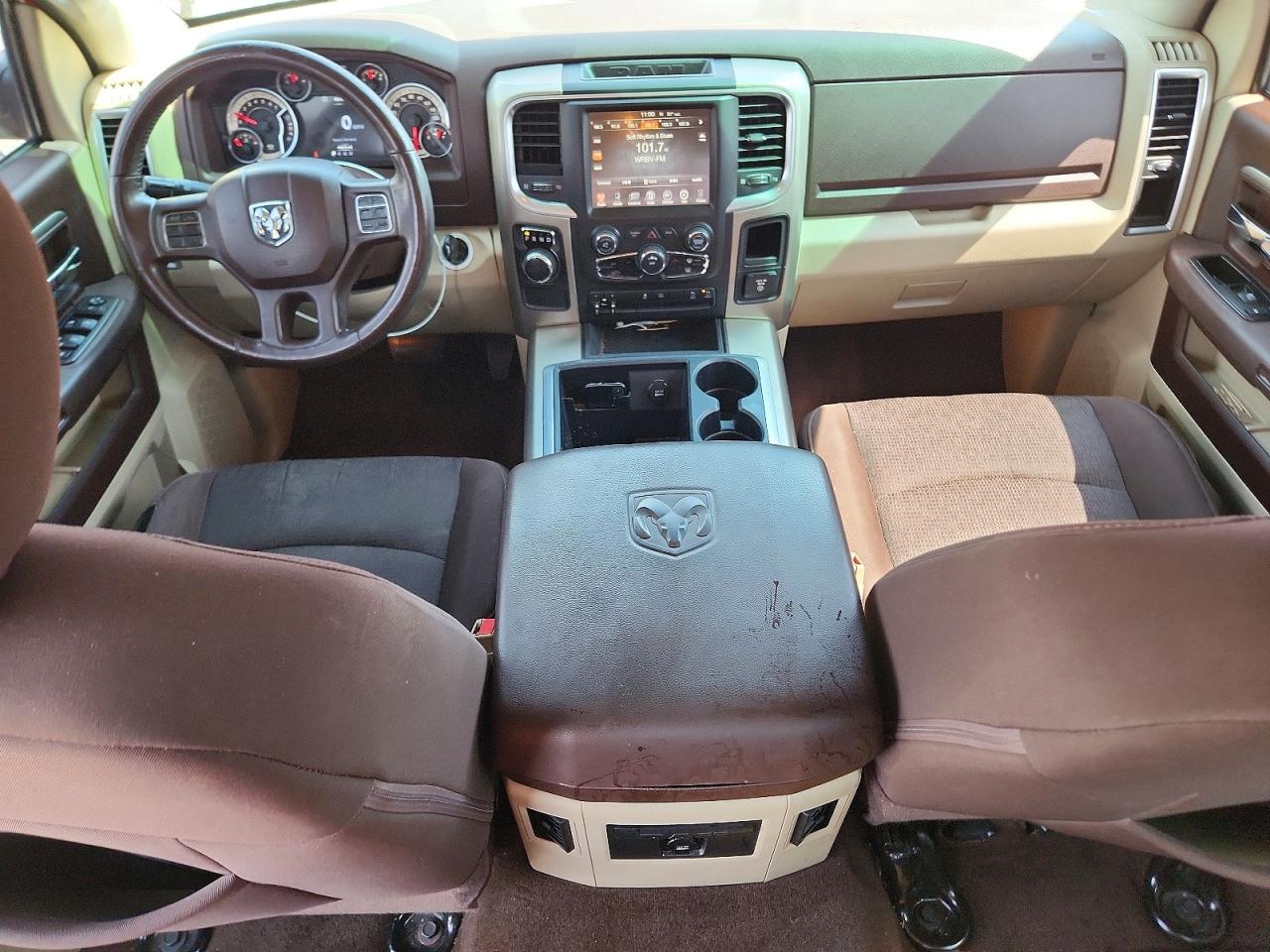 2014 RAM 1500 SLT photo 15