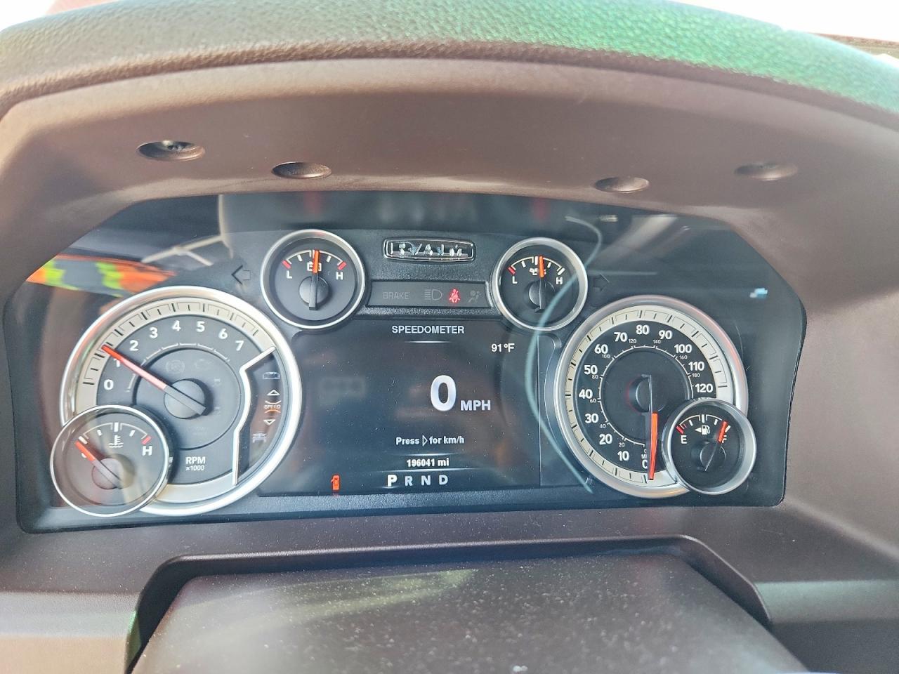 2014 RAM 1500 SLT photo 17