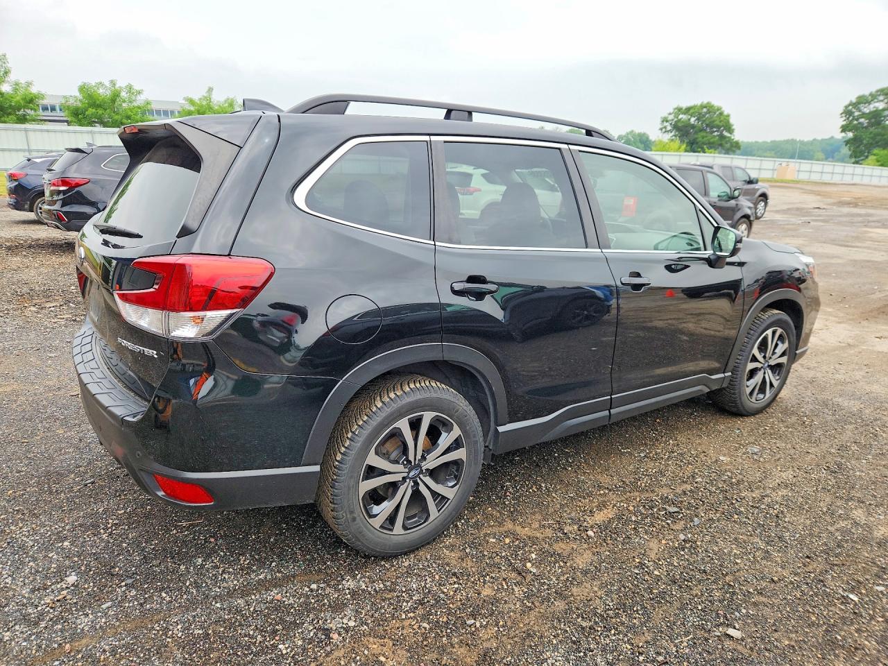 2019 SUBARU FORESTER LIMITED photo 5