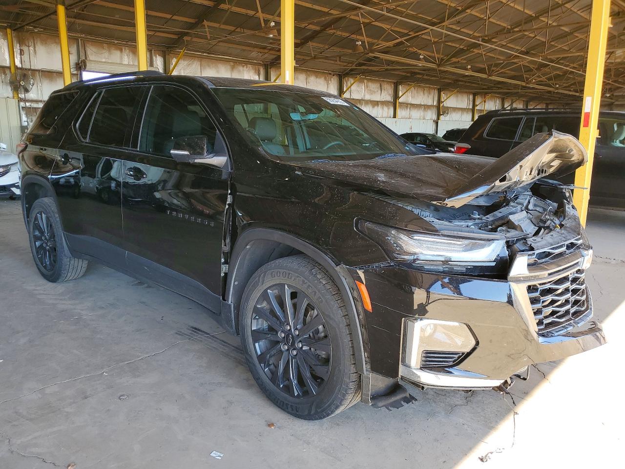 2023 CHEVROLET TRAVERSE RS photo 4