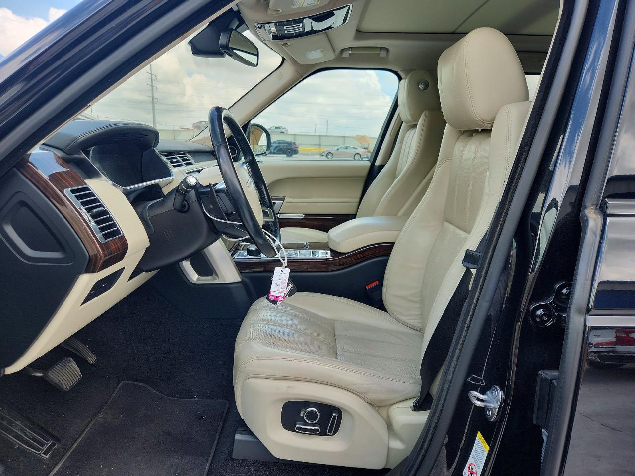 2016 LAND ROVER RANGE ROVER HSE photo 13