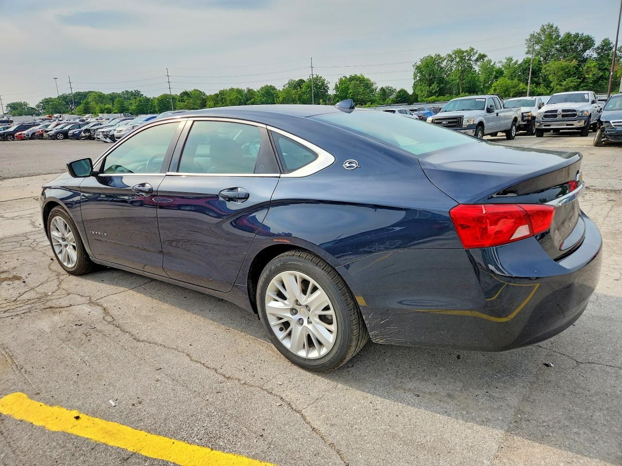 2014 CHEVROLET IMPALA LS photo 2