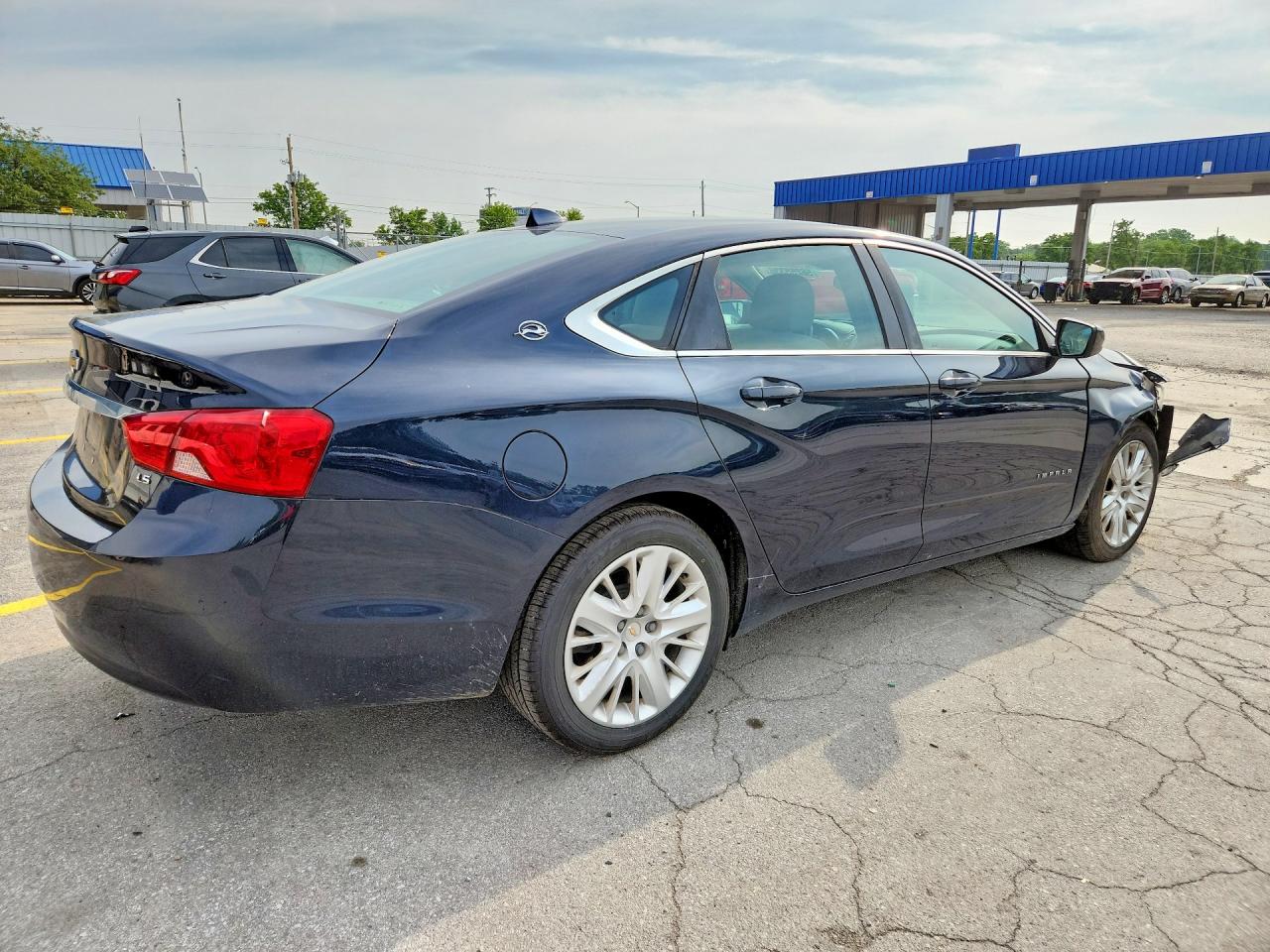 2014 CHEVROLET IMPALA LS photo 3