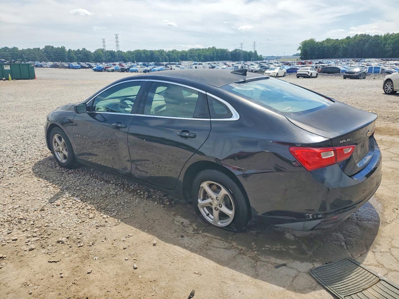 2017 CHEVROLET MALIBU LS photo 3