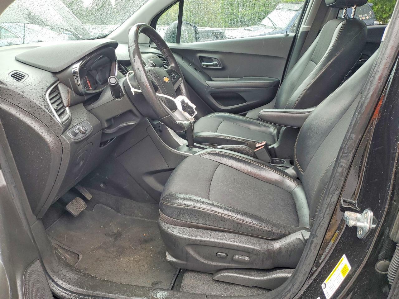 2020 CHEVROLET TRAX 1LT photo 13