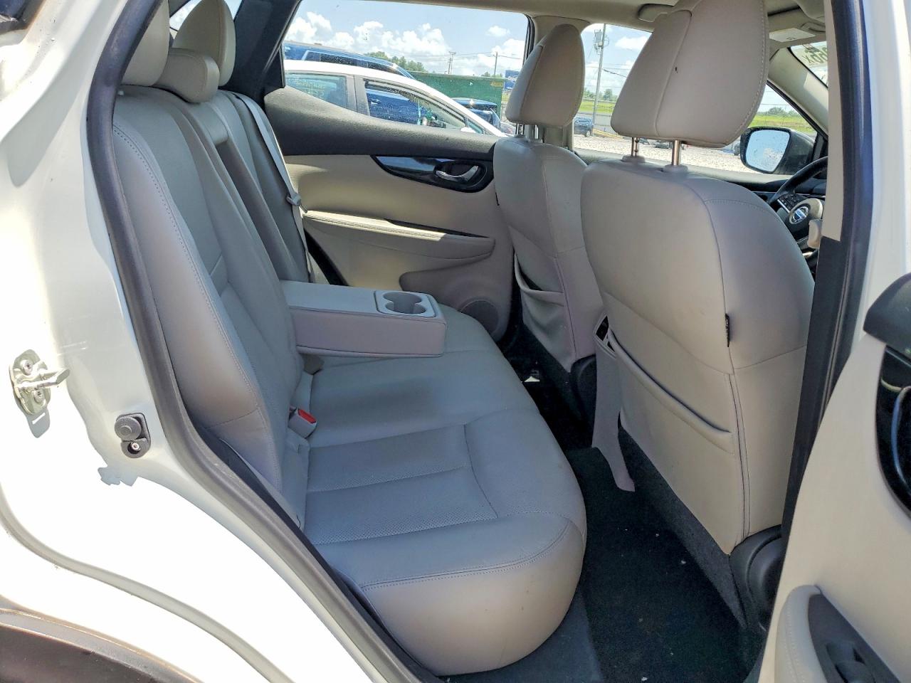 2018 NISSAN ROGUE SPORT SL photo 11