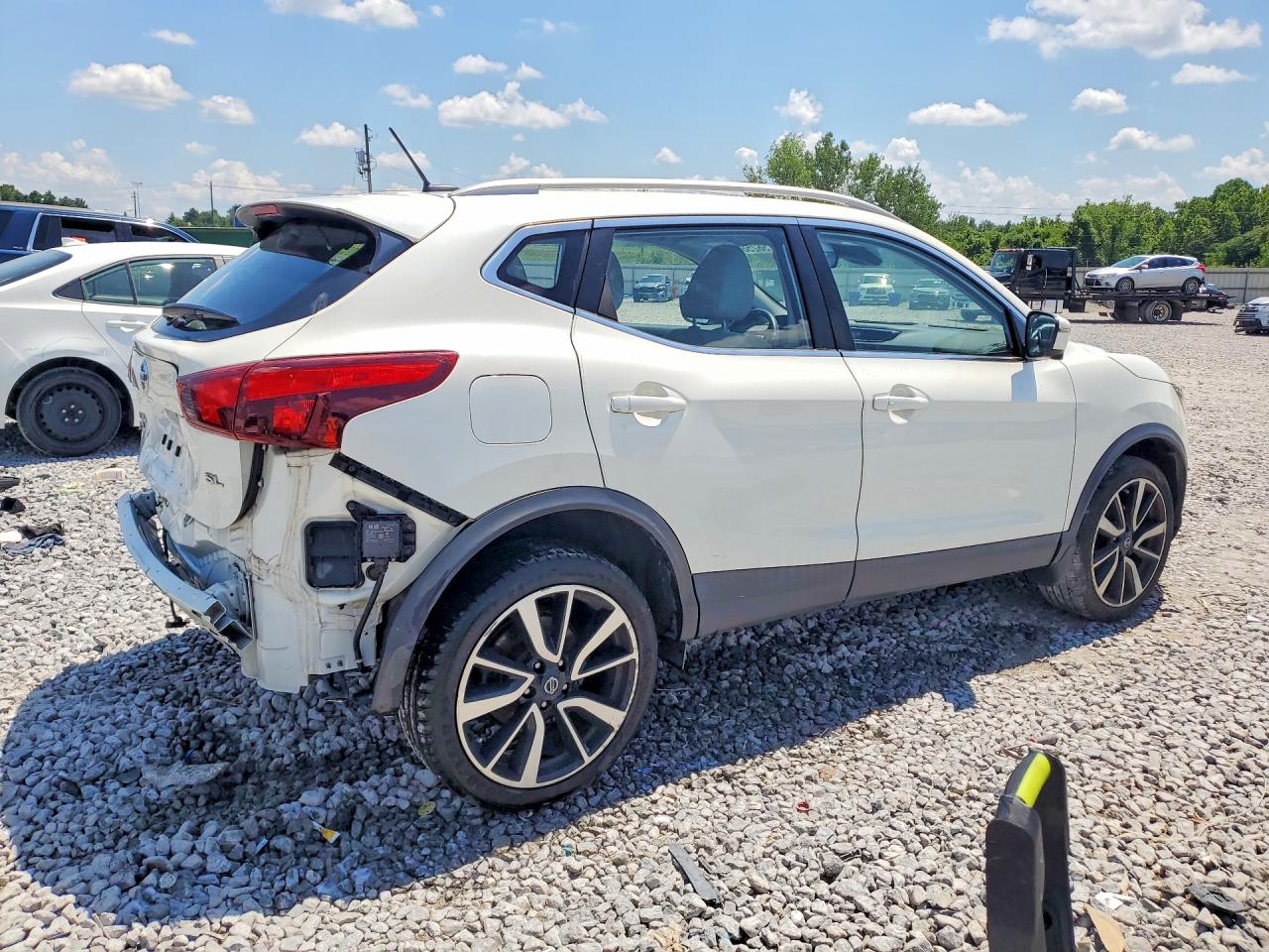 2018 NISSAN ROGUE SPORT SL photo 3
