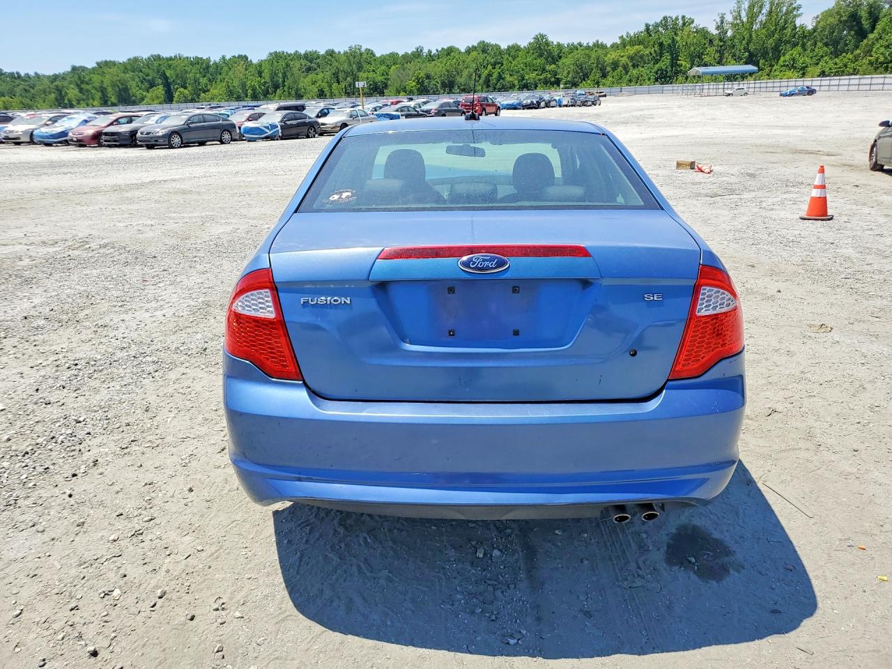 2010 FORD FUSION SE photo 11
