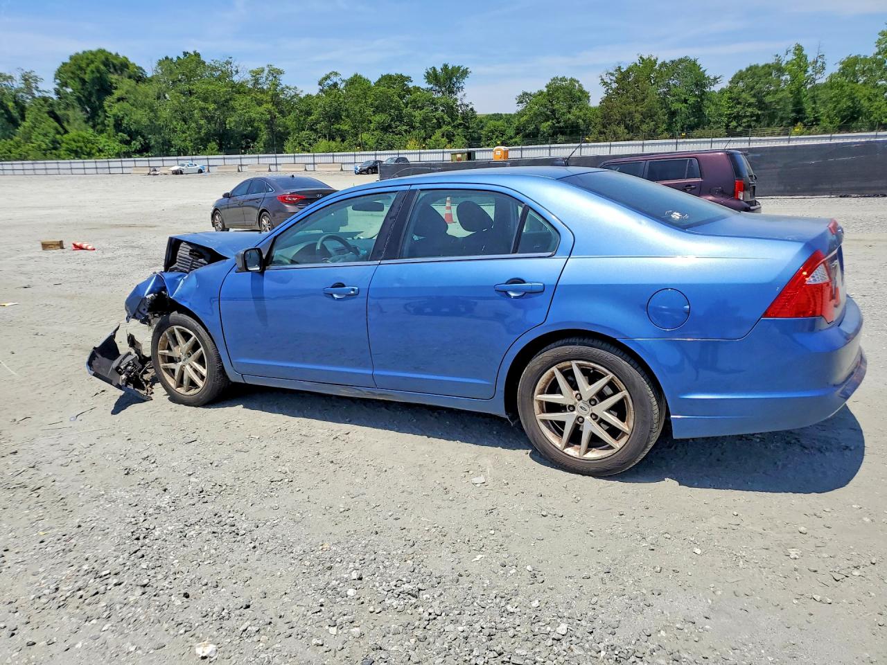 2010 FORD FUSION SE photo 3