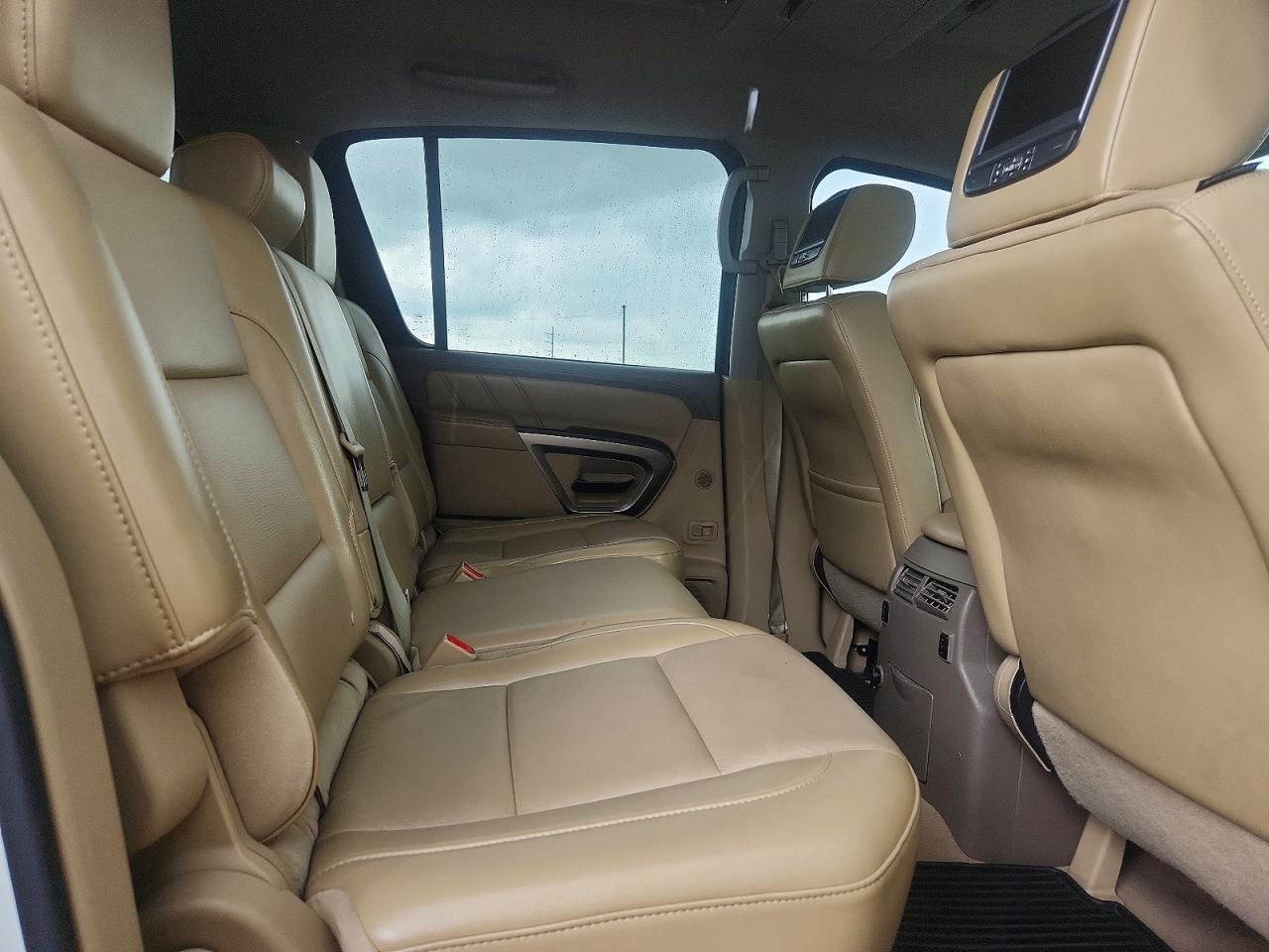 2015 NISSAN ARMADA PLATINUM photo 11