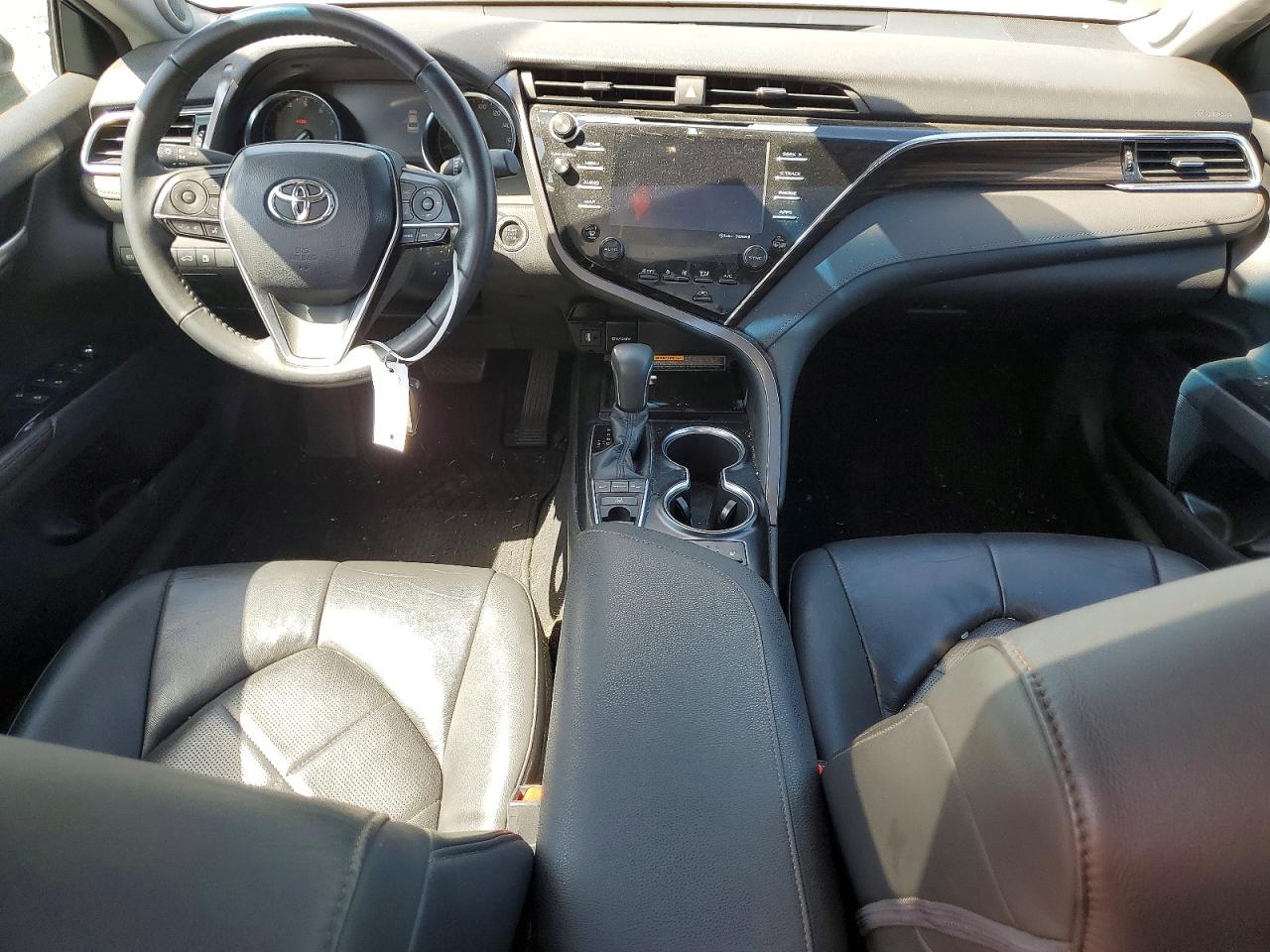 2018 TOYOTA CAMRY XLE V6 photo 15