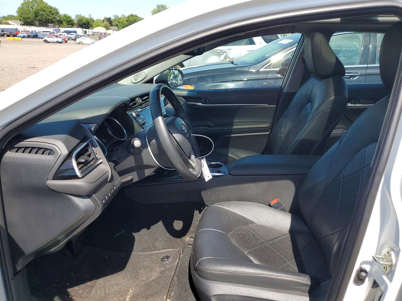 2018 TOYOTA CAMRY XLE V6 photo 13