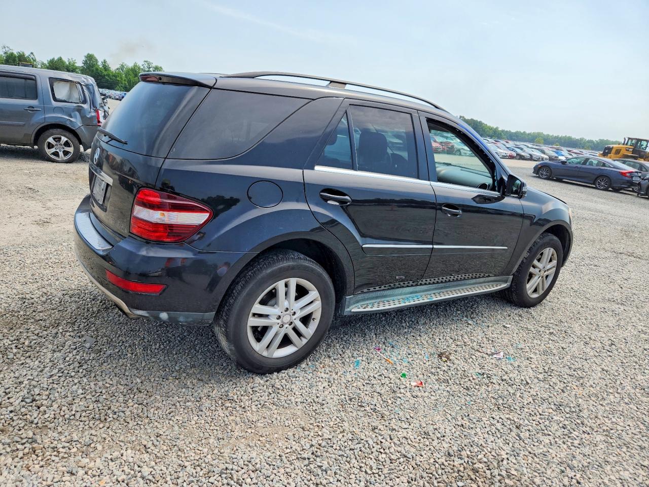 2011 MERCEDES-BENZ ML 350 photo 5
