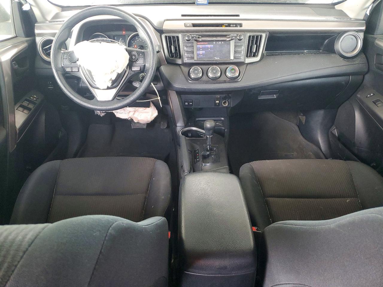 2018 TOYOTA RAV4 LE photo 22