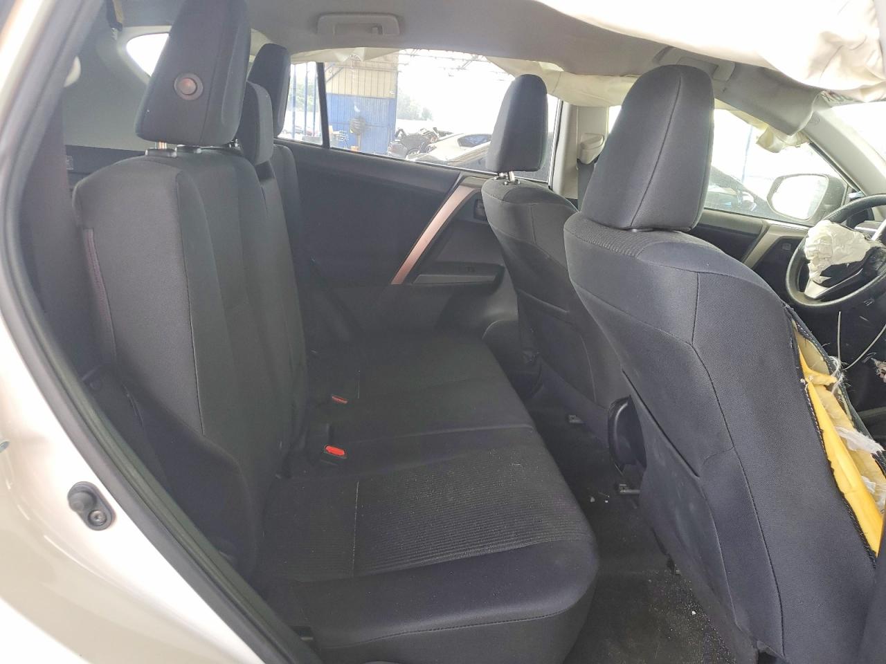 2018 TOYOTA RAV4 LE photo 28