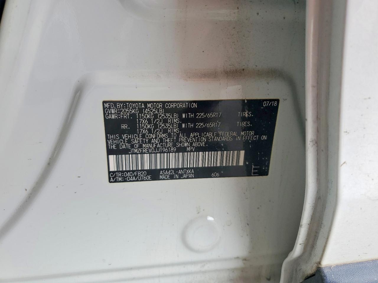 2018 TOYOTA RAV4 LE photo 34