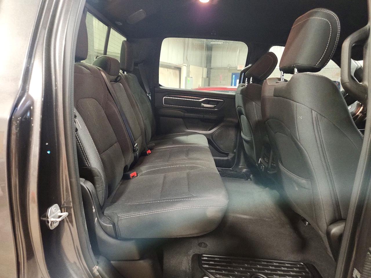 2019 RAM 1500 BIG HORN photo 19