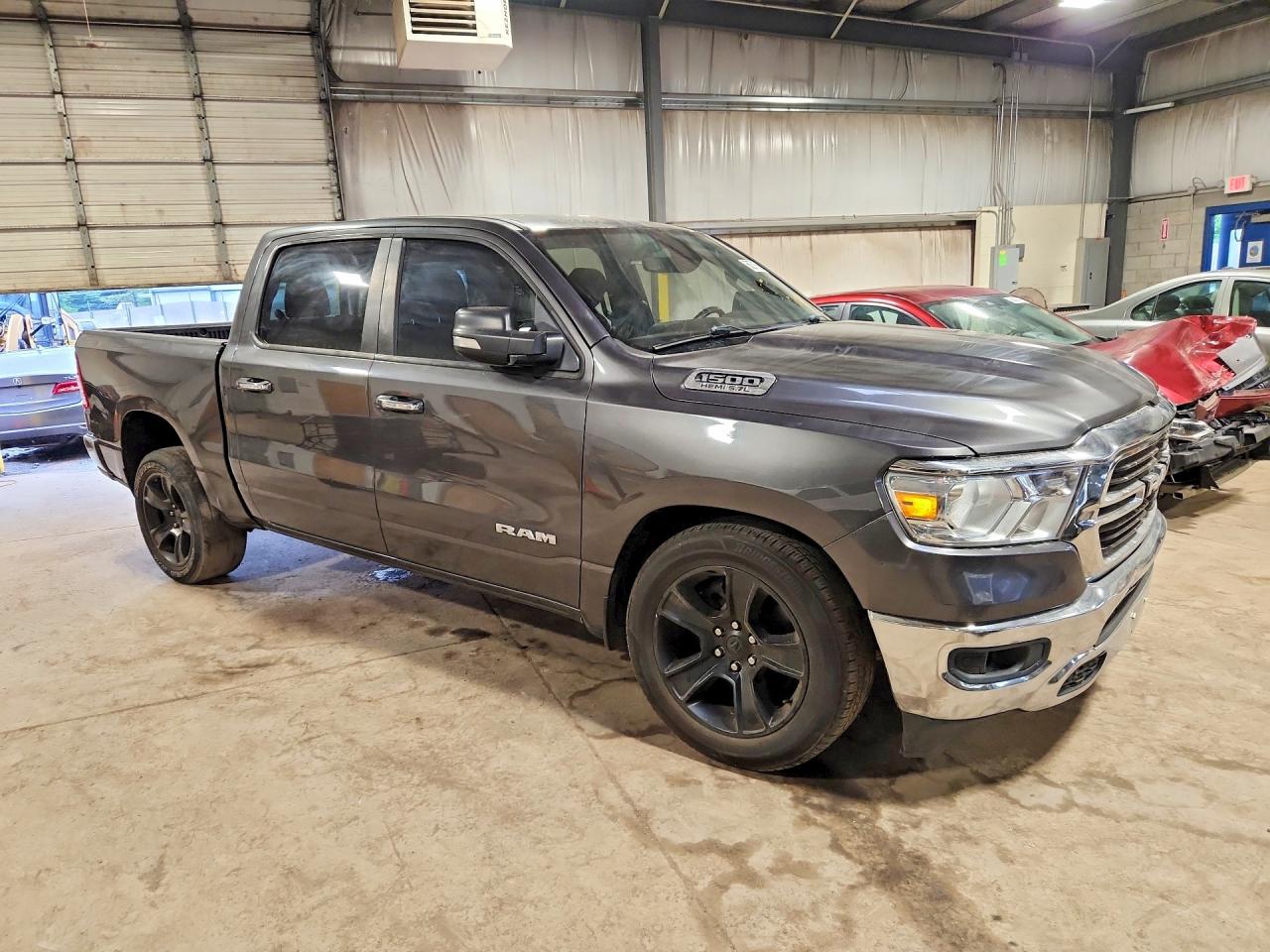 2019 RAM 1500 BIG HORN photo 7