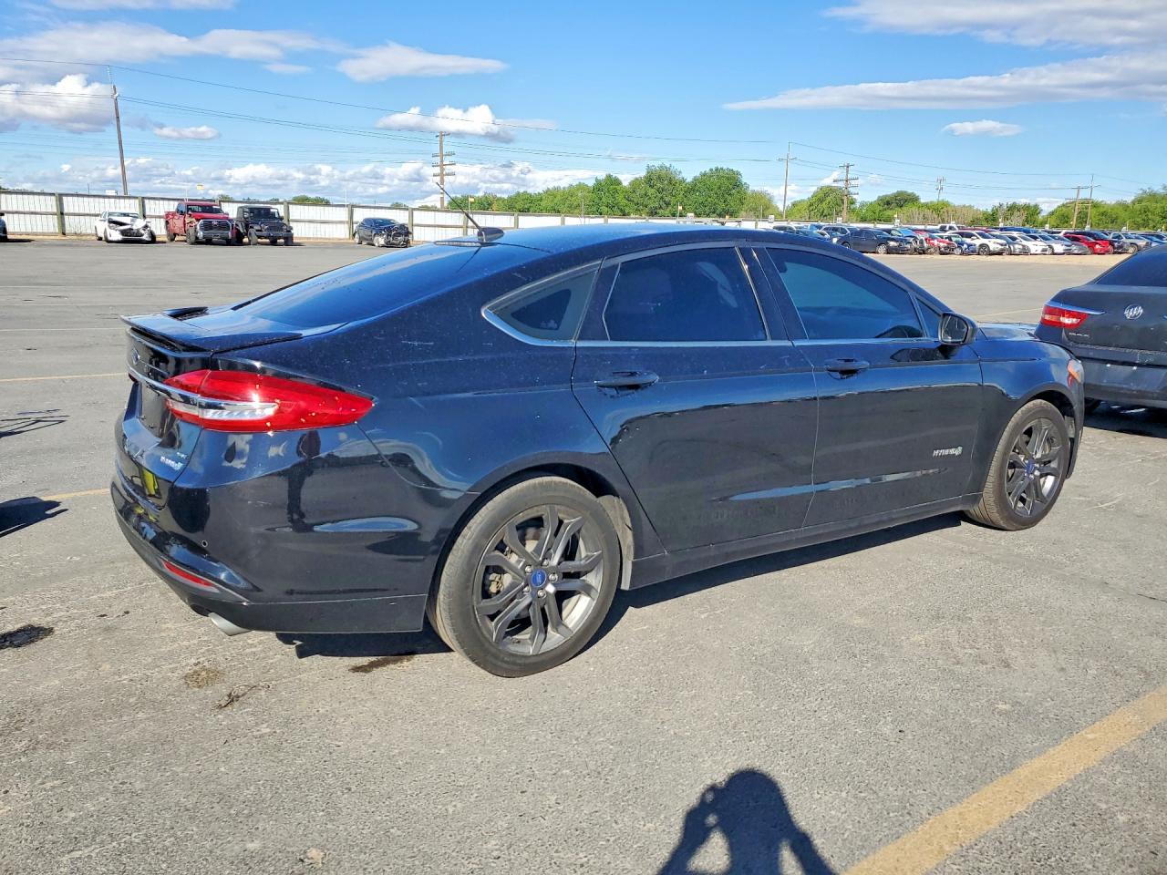 2018 FORD FUSION SE HYBRID photo 3