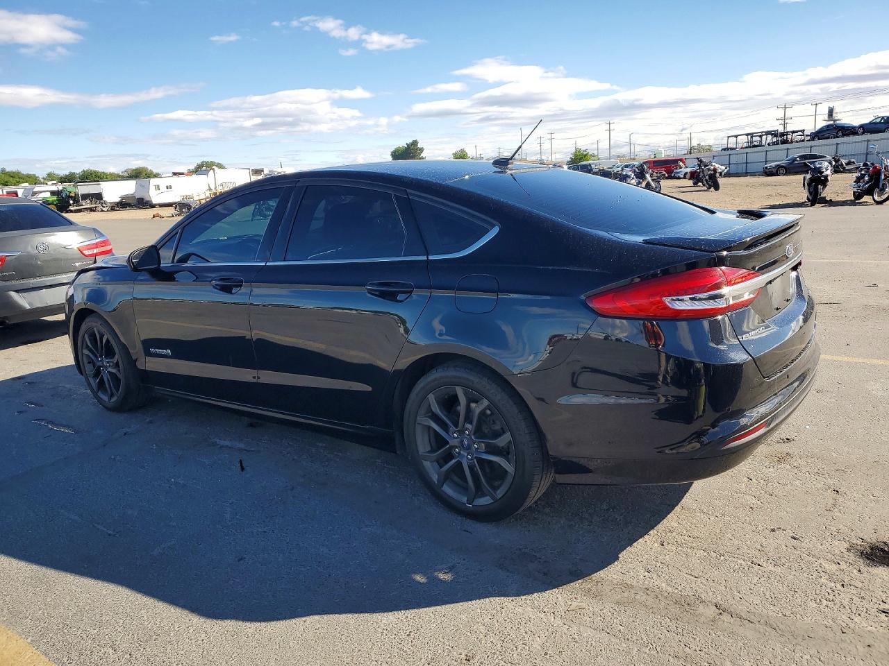 2018 FORD FUSION SE HYBRID photo 2
