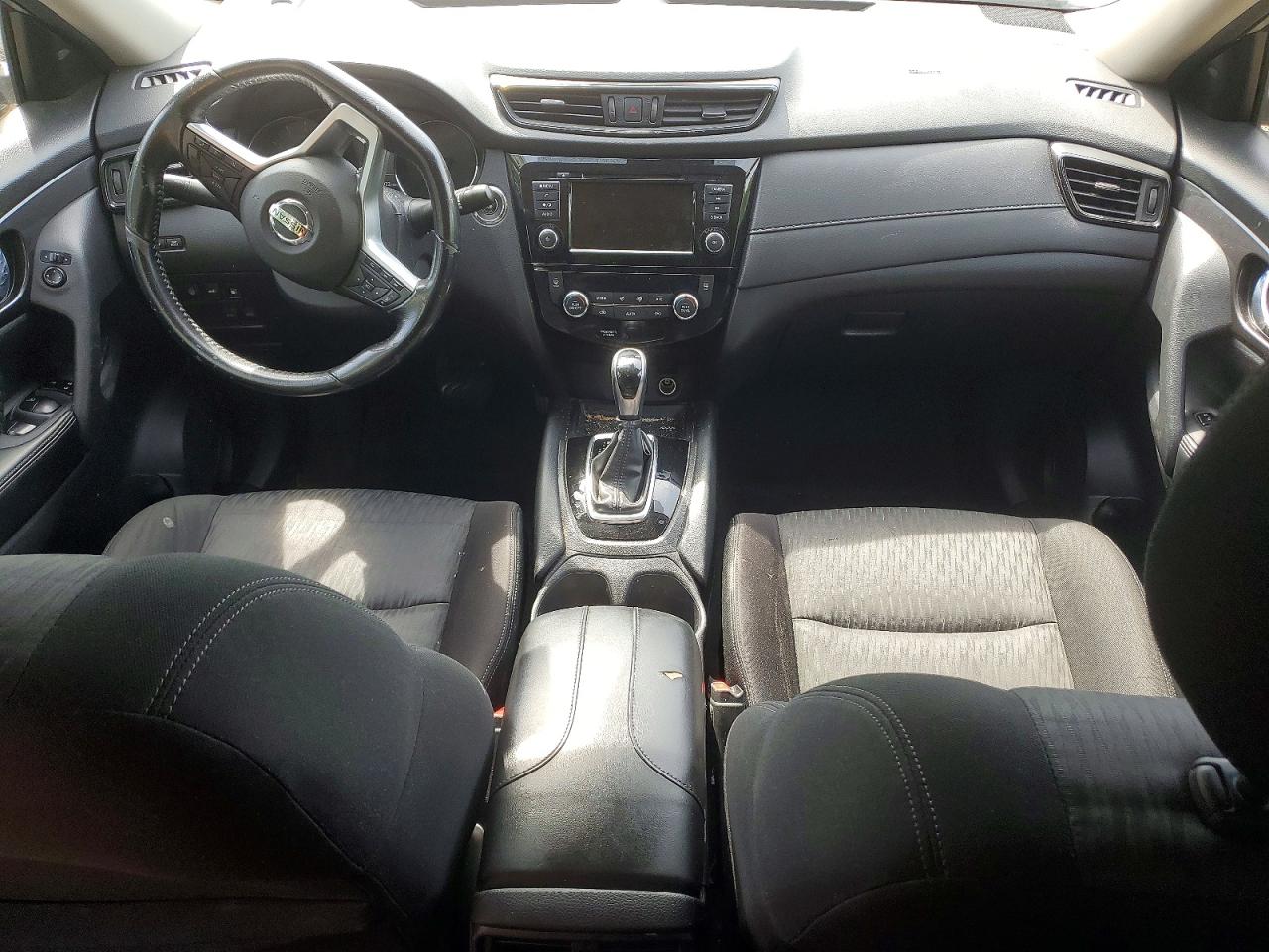 2020 NISSAN ROGUE SV photo 22