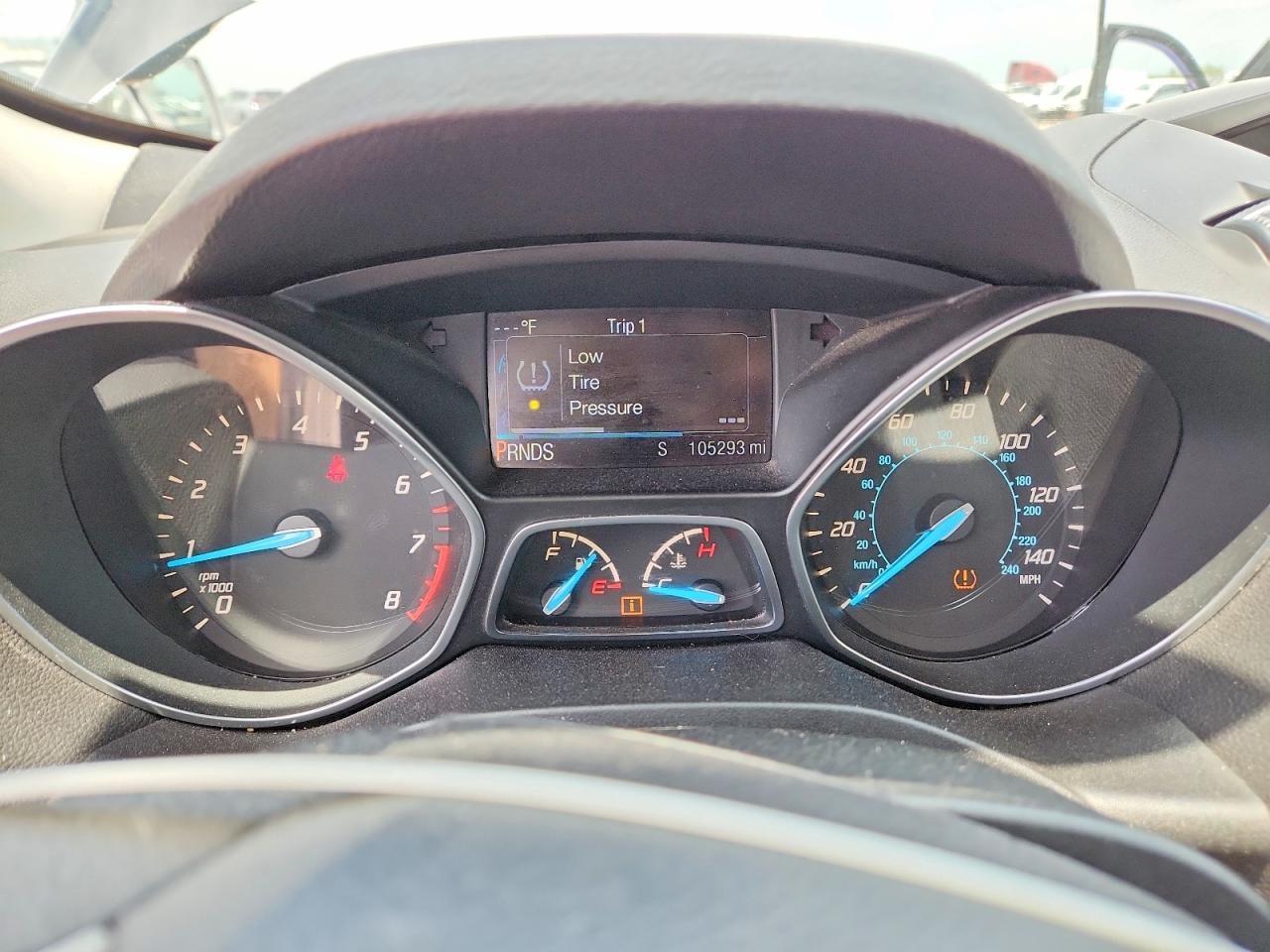 2016 FORD ESCAPE S photo 19