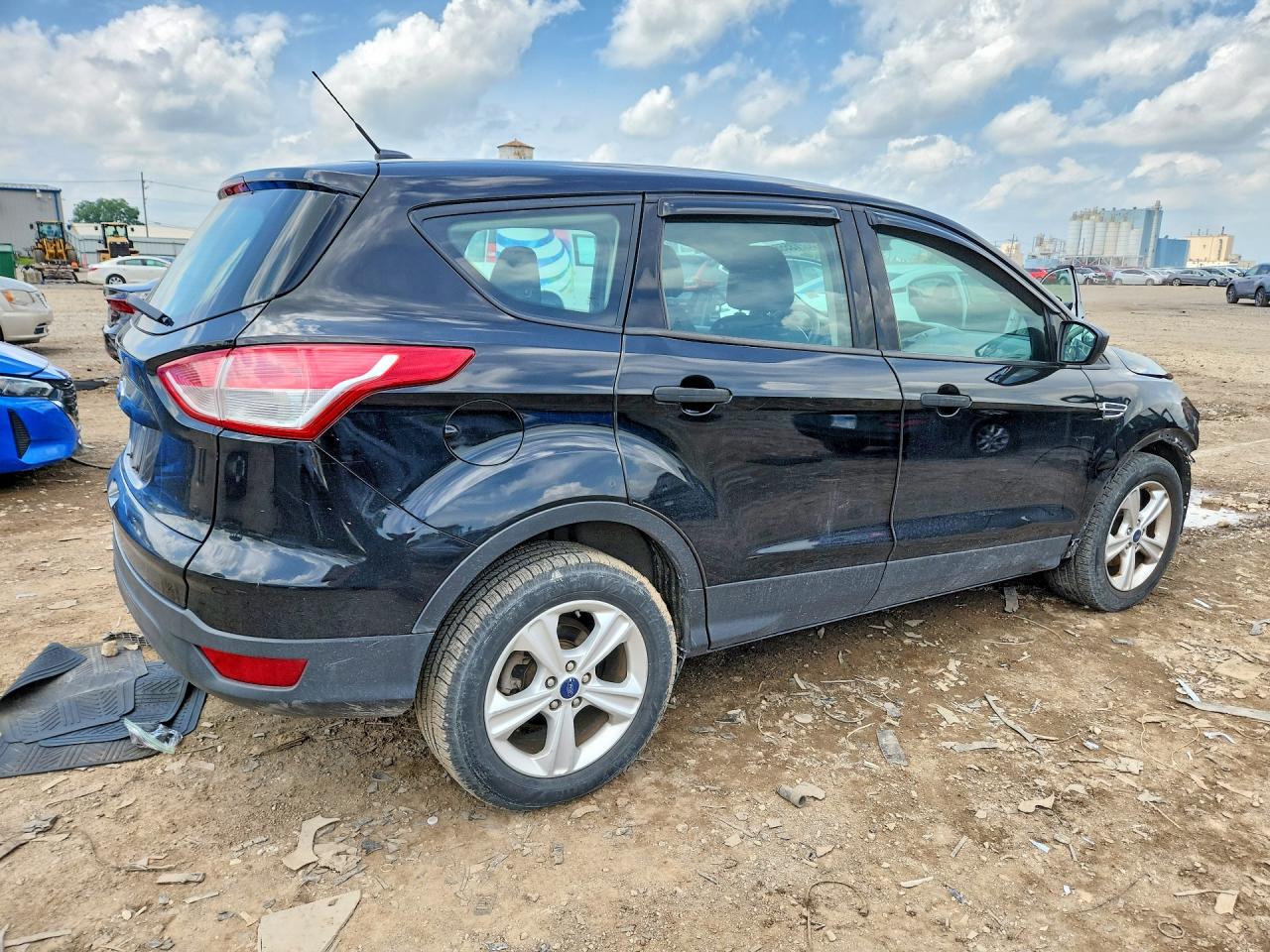 2016 FORD ESCAPE S photo 5