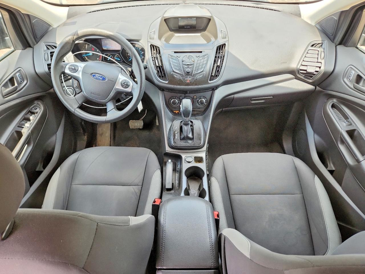2016 FORD ESCAPE S photo 17