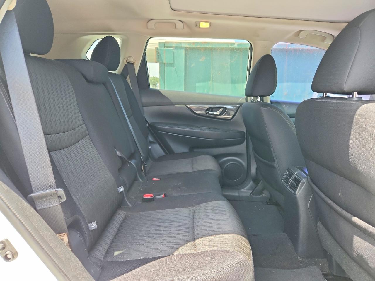 2017 NISSAN ROGUE S photo 21