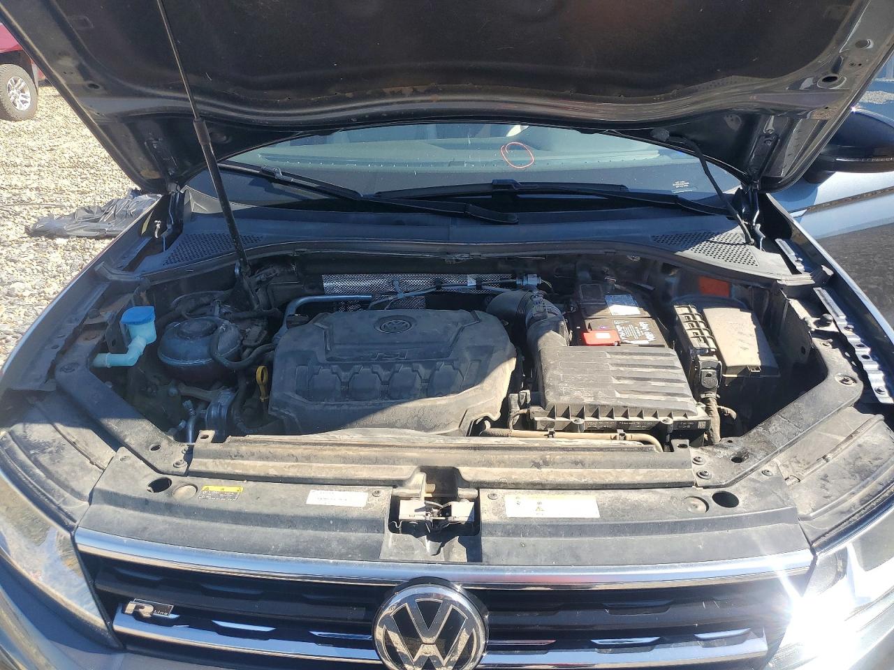 2020 VOLKSWAGEN TIGUAN SE photo 23