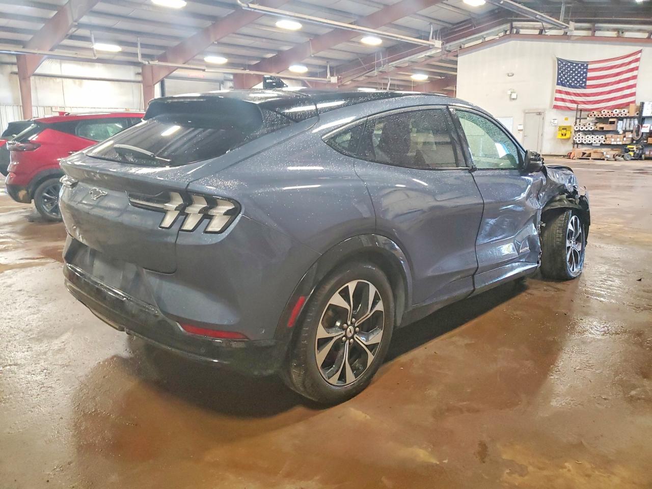2021 FORD MUSTANG MACH-E PREMIUM photo 5