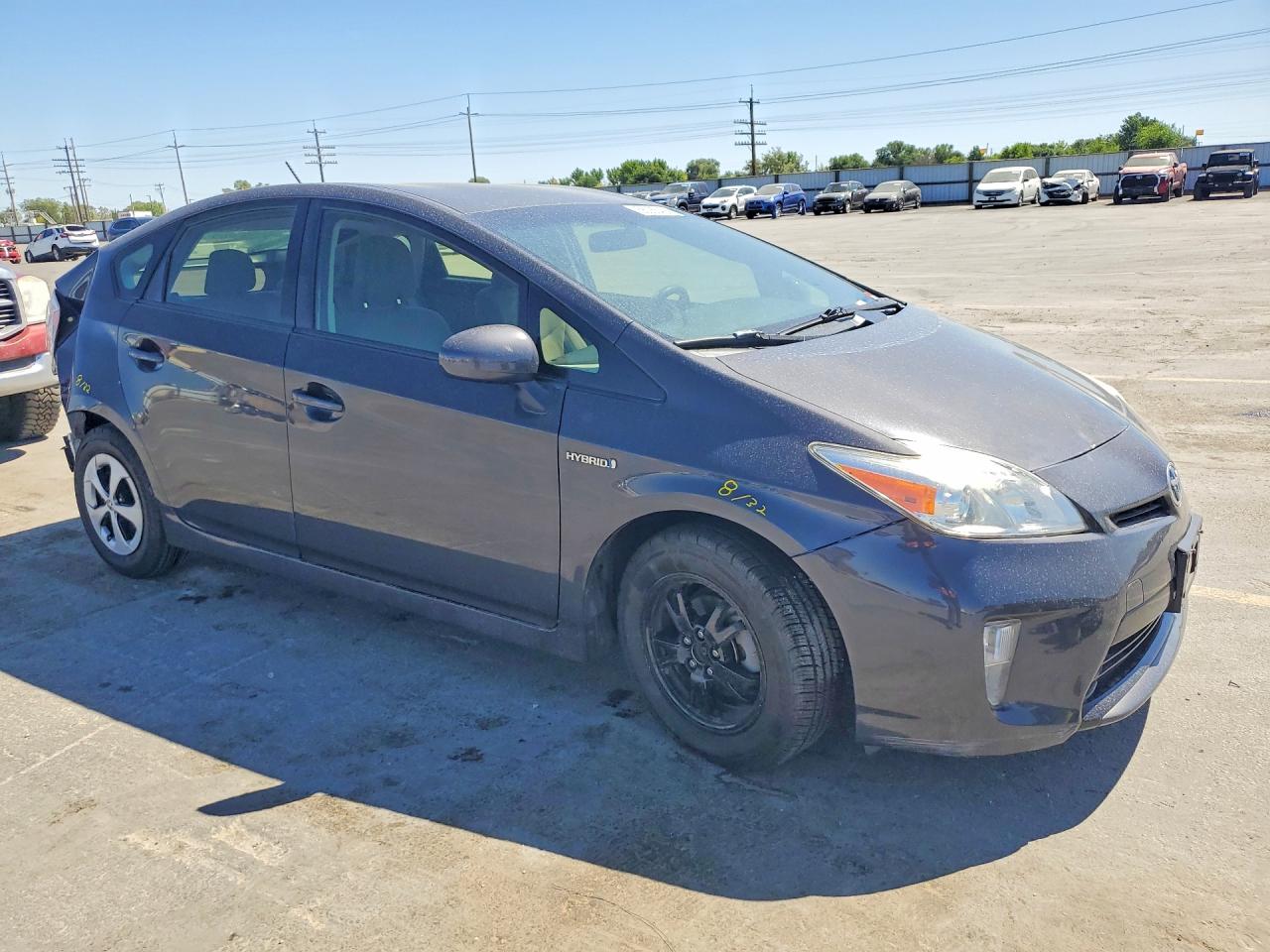 2014 TOYOTA PRIUS TWO photo 7