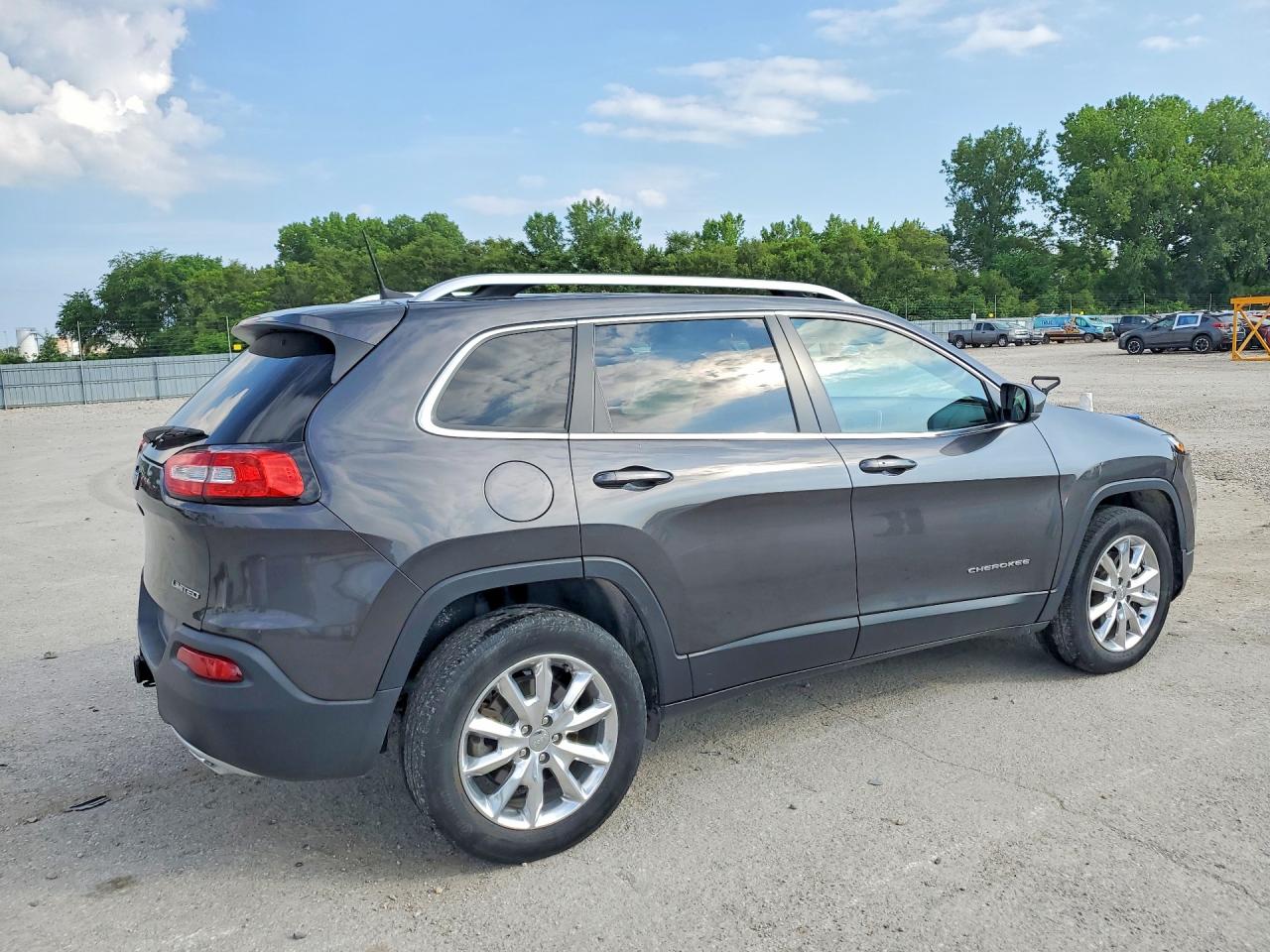2017 JEEP CHEROKEE LIMITED photo 5