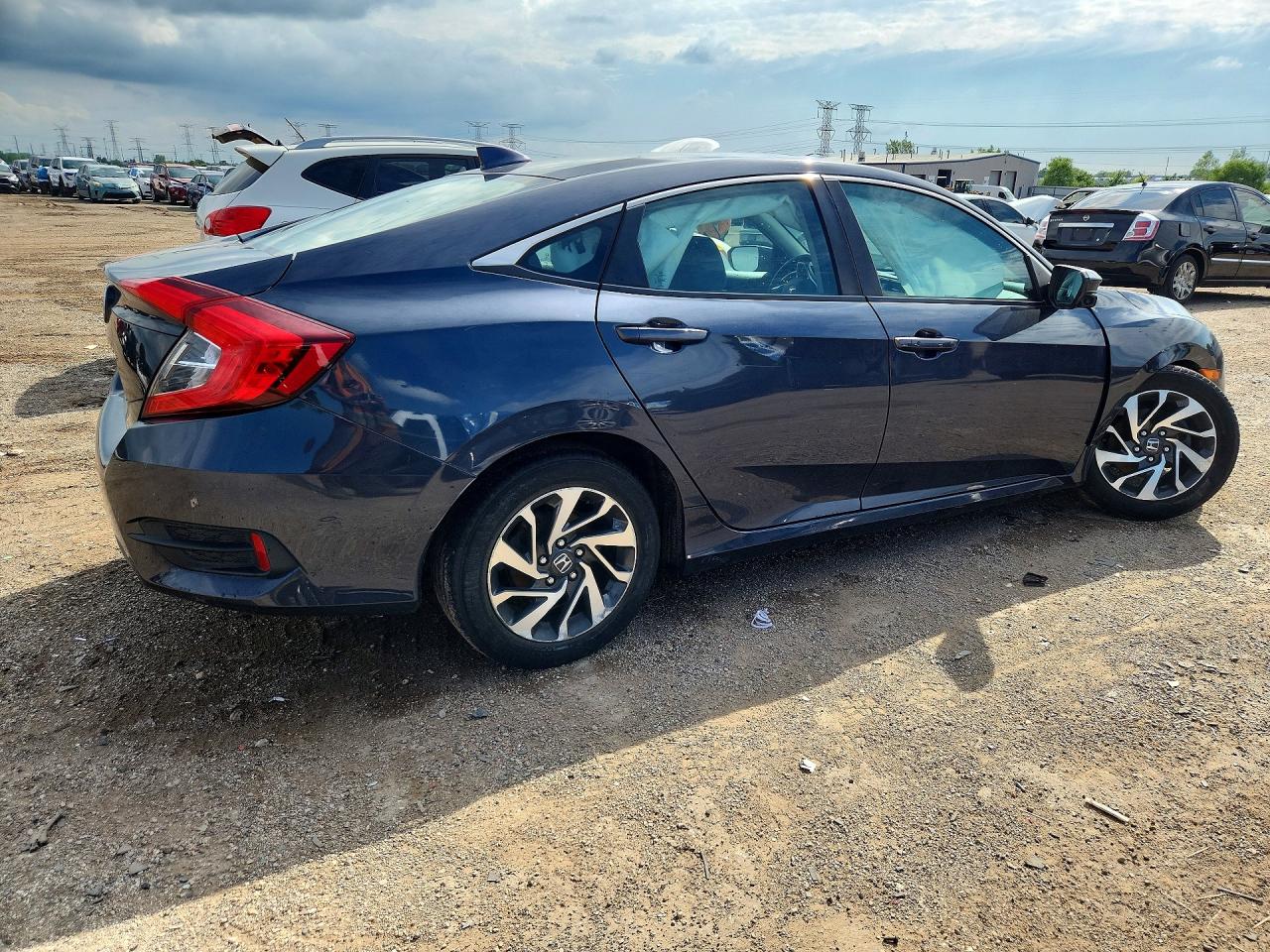 2017 HONDA CIVIC EX photo 5