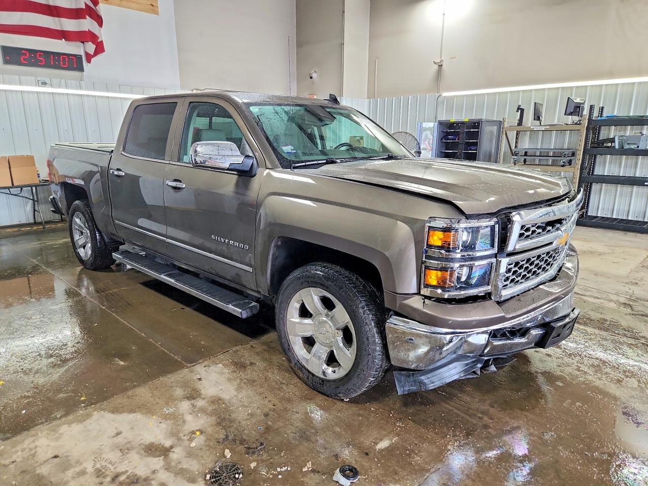 2015 CHEVROLET SILVERADO K1500 LTZ photo 10