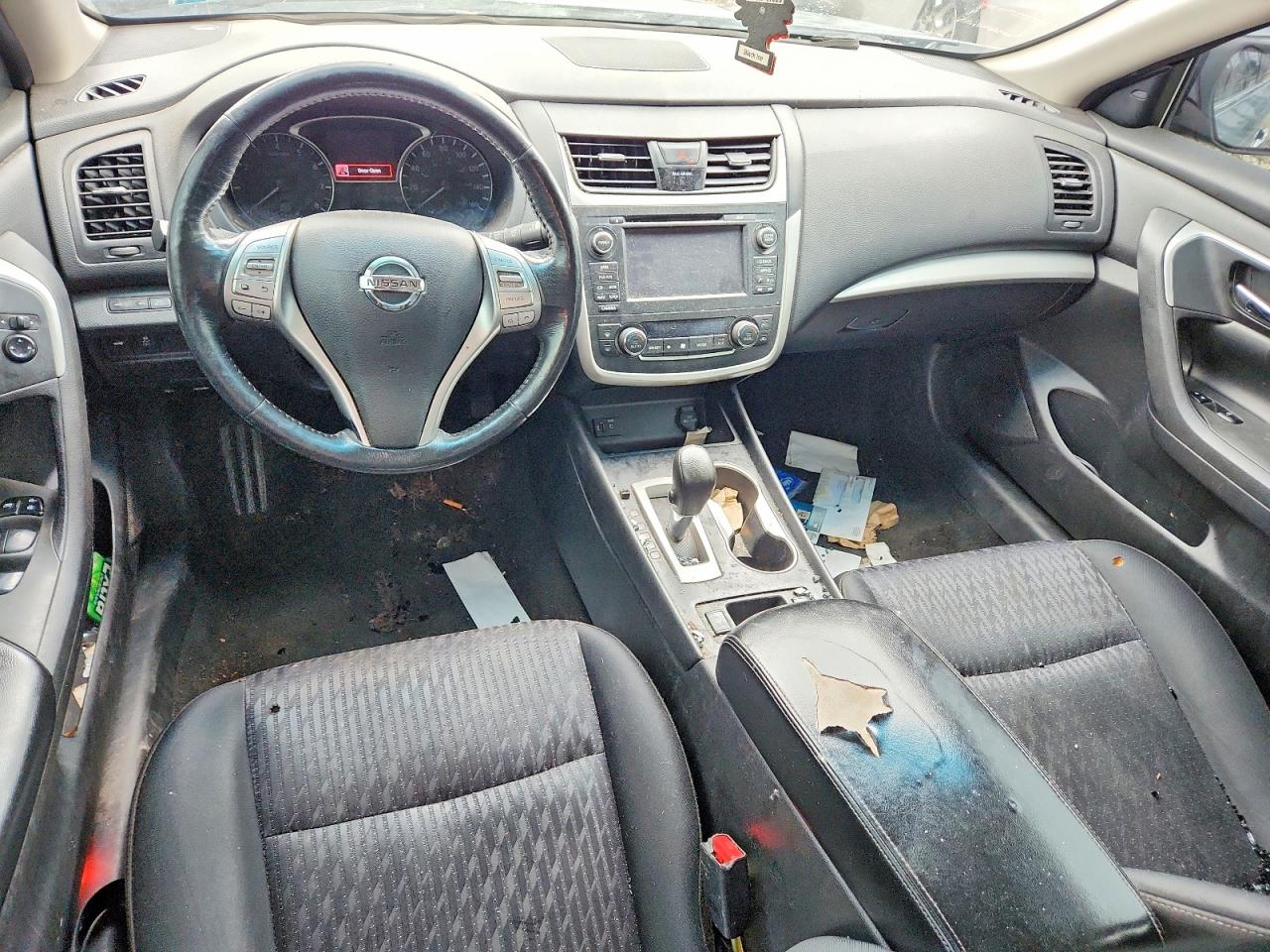 2016 NISSAN ALTIMA 2.5 SV photo 22