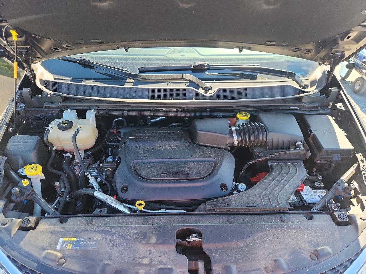 2019 CHRYSLER PACIFICA TOURING L photo 34