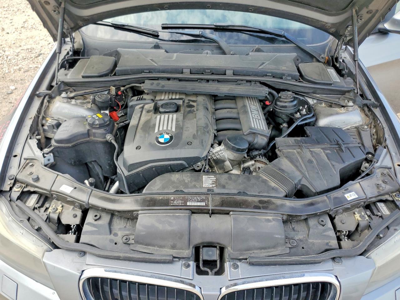2011 BMW 328 XI photo 31