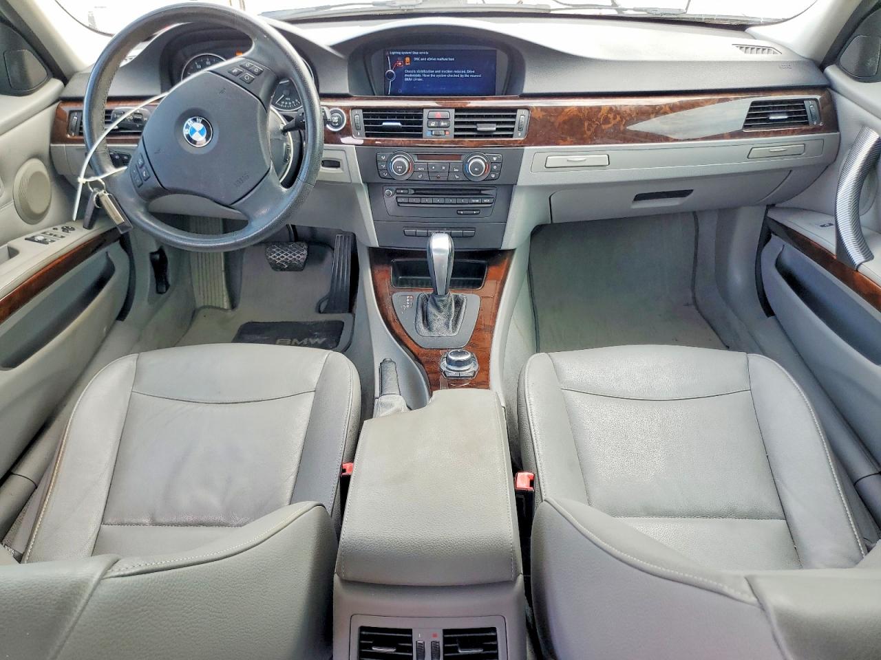 2011 BMW 328 XI photo 22