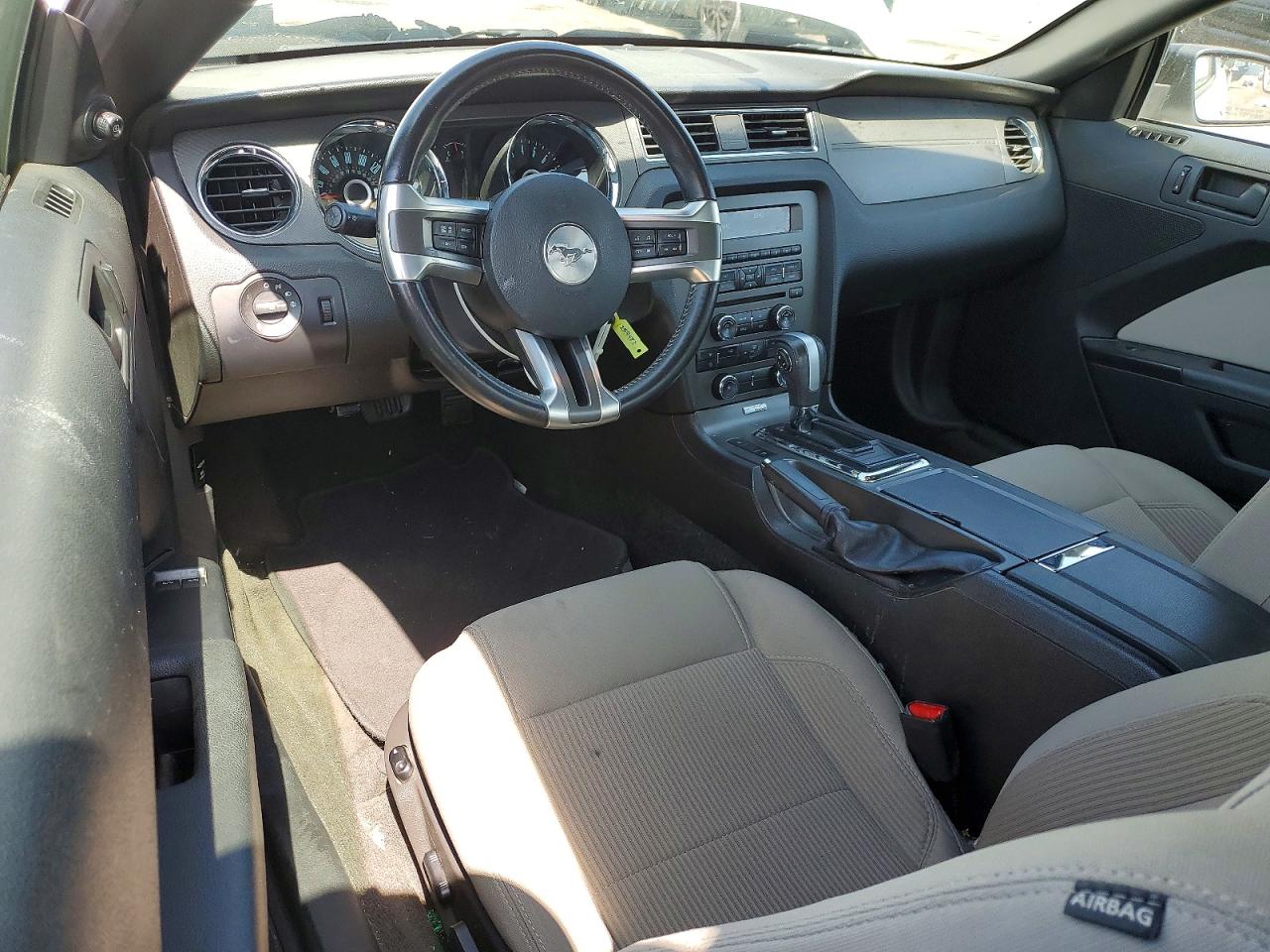 2014 FORD MUSTANG photo 15