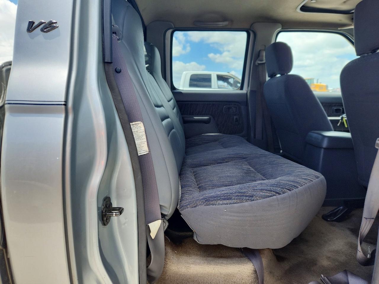 2000 NISSAN FRONTIER XE photo 28