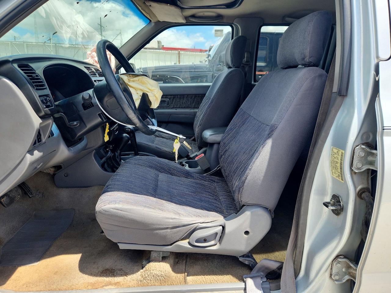 2000 NISSAN FRONTIER XE photo 19