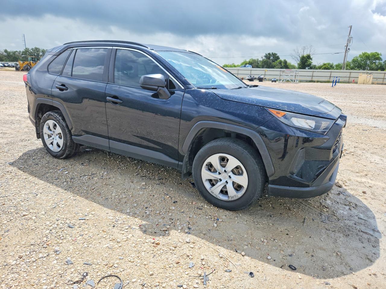 2019 TOYOTA RAV4 LE photo 7