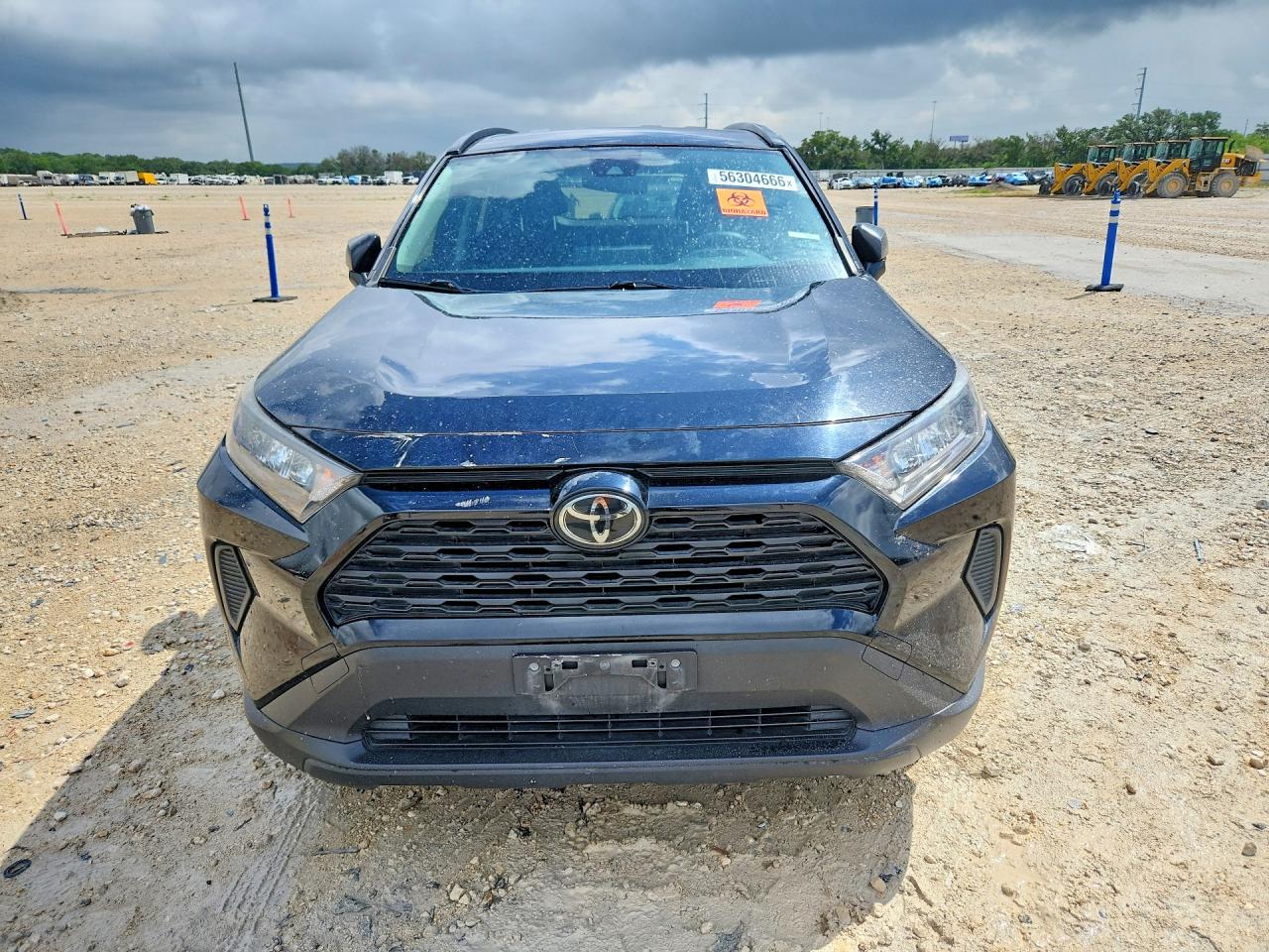 2019 TOYOTA RAV4 LE photo 9