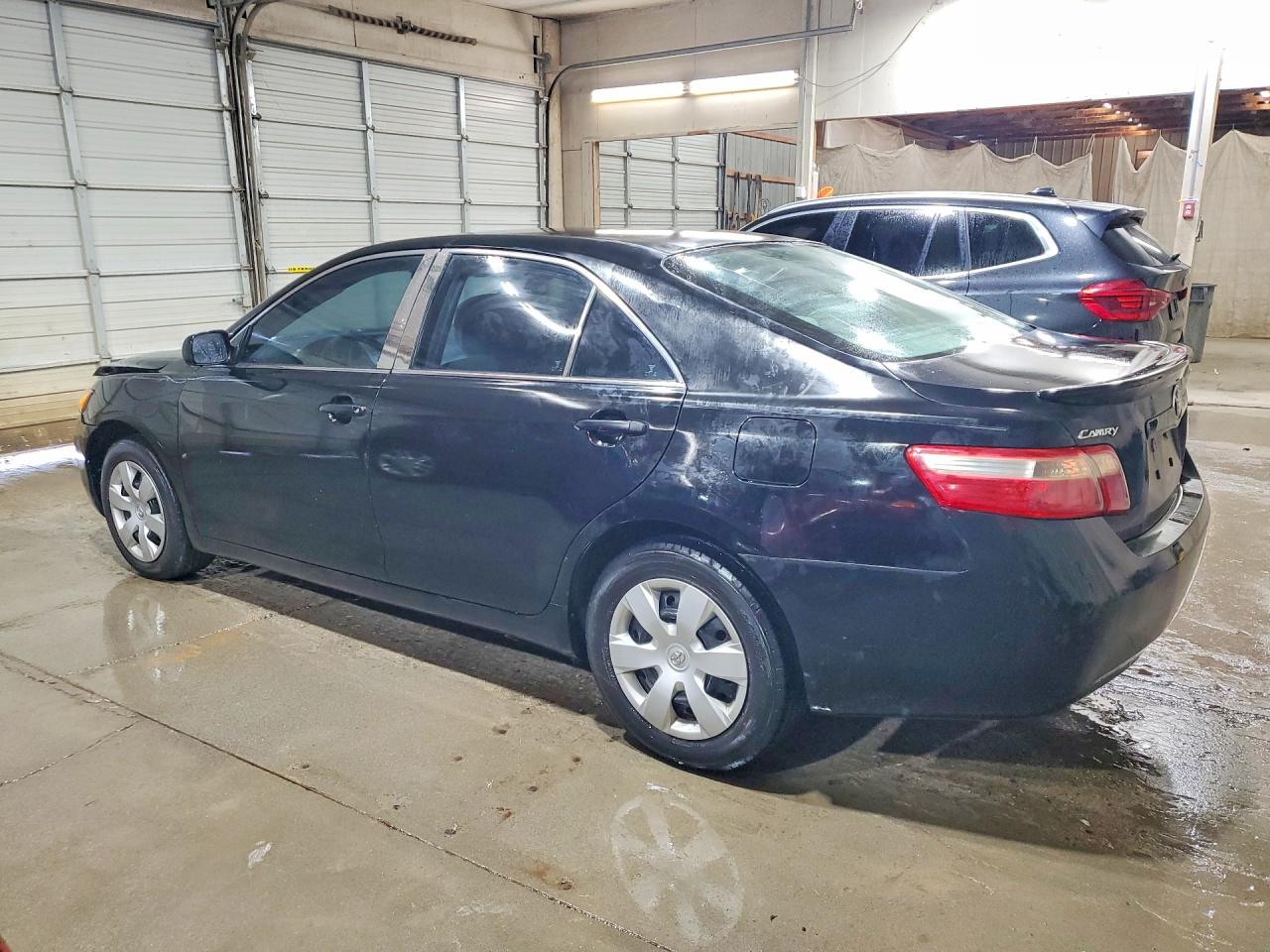 2007 TOYOTA CAMRY LE photo 3