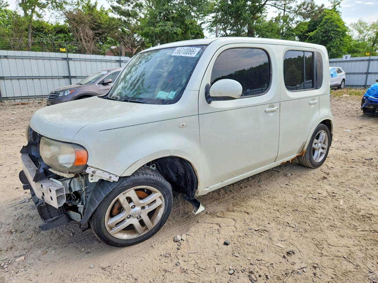 2011 NISSAN CUBE