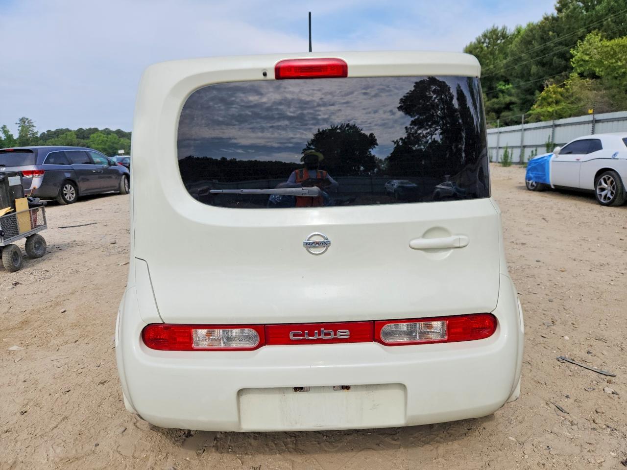 2011 NISSAN CUBE 1.8 photo 16