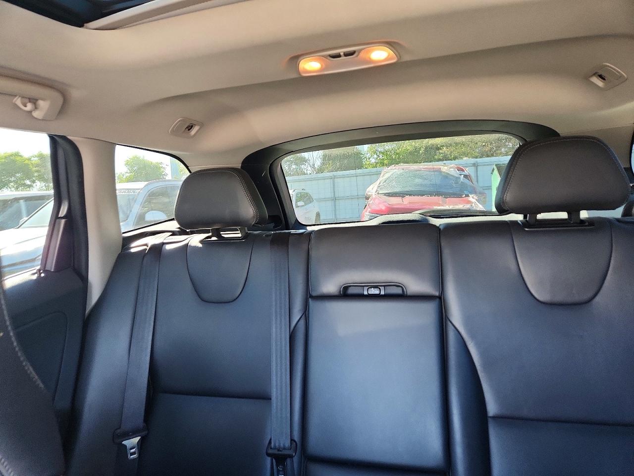 2017 VOLVO XC60 T6 INSCRIPTION photo 19