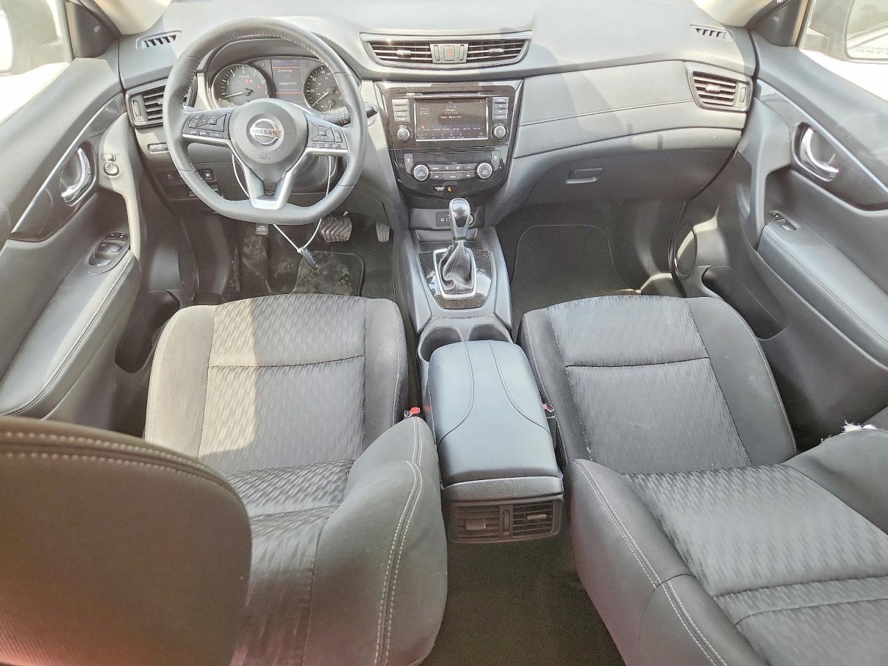 2020 NISSAN ROGUE SV photo 22