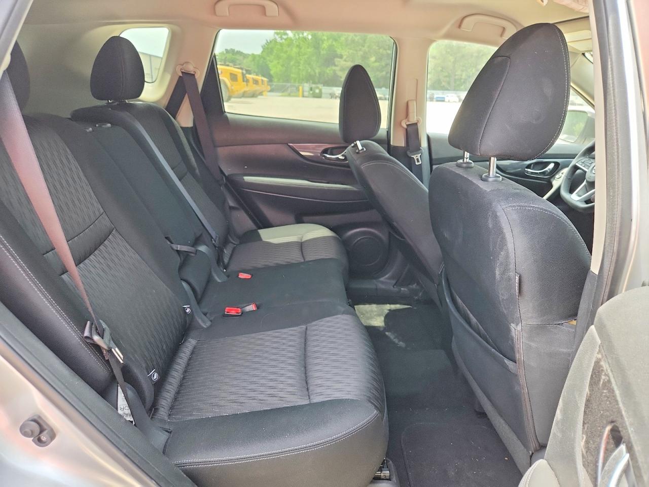 2020 NISSAN ROGUE SV photo 31